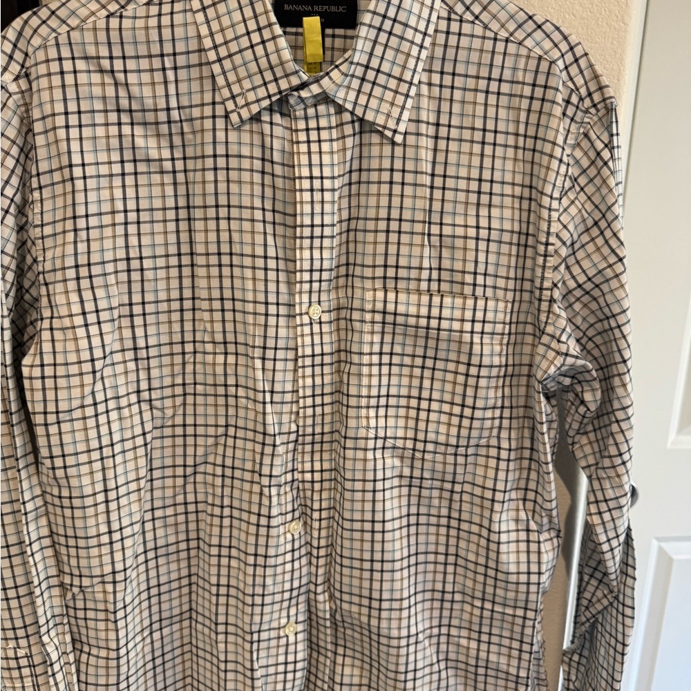 Banana Republic Men’s White and Navy Checked Dress Shirt Medium